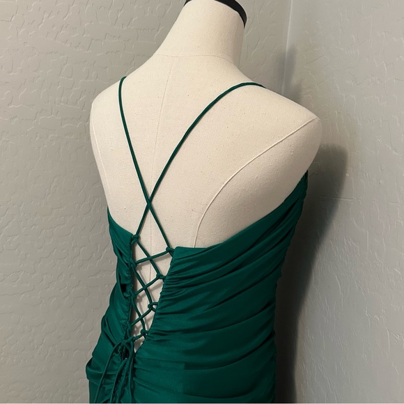 NEW JOVANI SZ 12 EMERALD GREEN SATIN CORSET LACE UP FORMAL EVENING GOWN - Picture 10 of 16